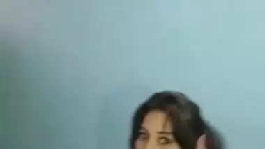 Sexy girl nude dance on Bollywood song in hotel, bf recorded