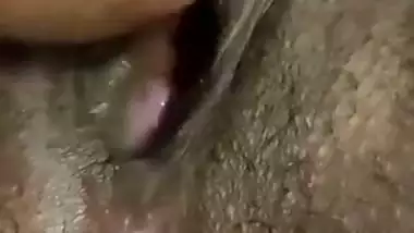 Bangla xvideo of a perverted Jija licking his Sali’s pussy