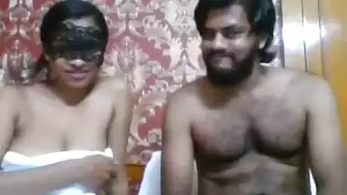 Today Exclusive- Sexy Desi Wife Pussy Fingering On Live Show