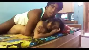 Desi sexy couples home sex caught on cam