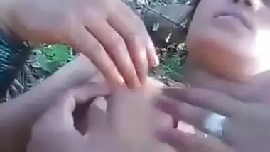 Cheater Village Bhabhi Outdoor Enjoying with Lover