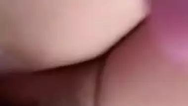 Desi village girl fucking pussy vegetable