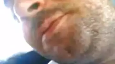 XXX vidoes of an non-professional angel having enjoyment with boyfriend in his car