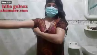 pakistani girl taking bath