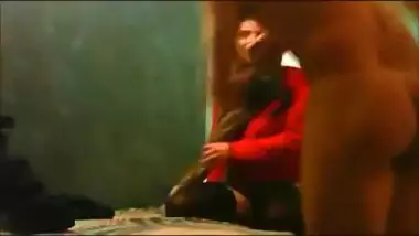 Sauteli sister ke chut ki seal phatne ka family fuck game