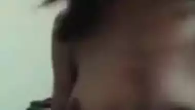 Desi amateur XXX model invites fans to see her small sex twins