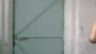 Beautiful Girl secretly