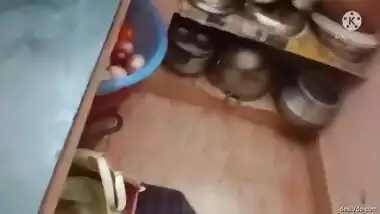 Real Tamil kundi maami royally fucked in kitchen by lucky bull