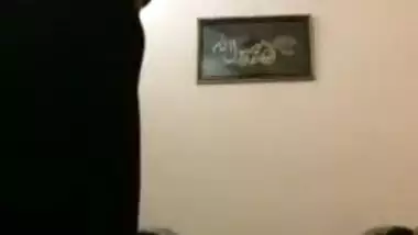 Every lover of big tits porn will be impressed with these Desi boobs