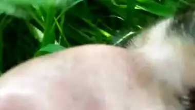 Gorgeous Kashmiri Girl Outdoor Sex MMS