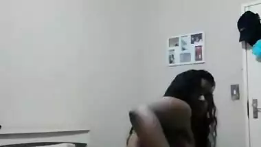 Towel Twerk NRI – Desi selfie