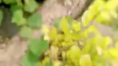 High quality bathing video of sexy bhabhi with boob show