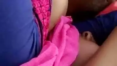 Sexy MMS Of Desi Guy Sucking Breasts