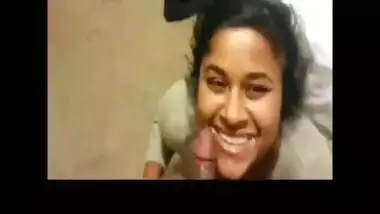 Indian girl Deep throat and asking to cum on her face 