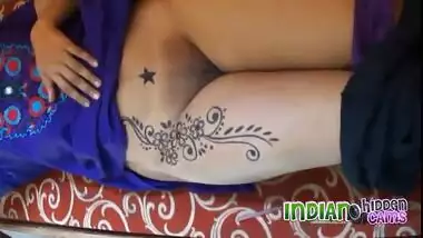 Indian Bhabhi Getting Tattoo - Movies.