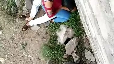 Desi lover outdoor romance