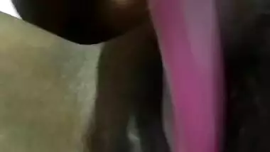 Unsatisfied Desi Bhabhi masturbating pussy with a toothbrush video