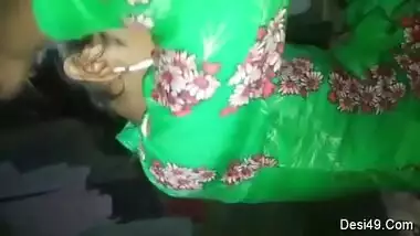 Cute Look Desi Village Girls Boobs Capture By Lover