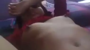 Bangladeshi Babe Fariya Wahid Fingering her Pussy