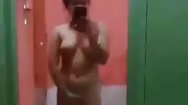 Sexy Desi Girl Removing Saree And Showing For Lover