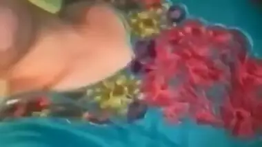 usha indian hot gf selfie