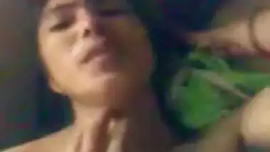 Indian babe sucks hard on dick and gets fucked - Wowmoy 