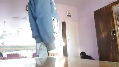 Masturbating infront of maid and she giving smile