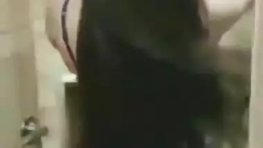 Desi wife very hot body