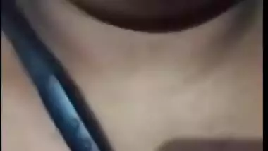 Sexy Tamil wife shows boobs on video call