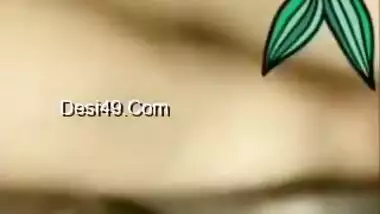 Today Exclusive -sexy Desi Girl Shows Her Boobs And Fingering