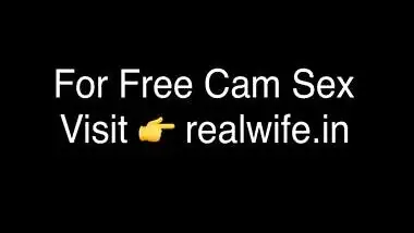 Bhabhi Ne Gaand Me Mota Kheera Aur Chut Chudwayi - Li Ya